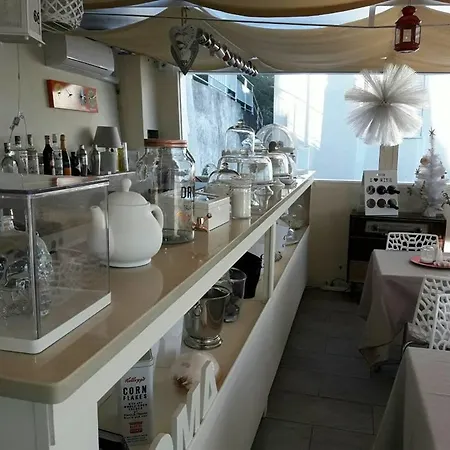 Πανσιόν Letoh Moma Marina dʼAndora
